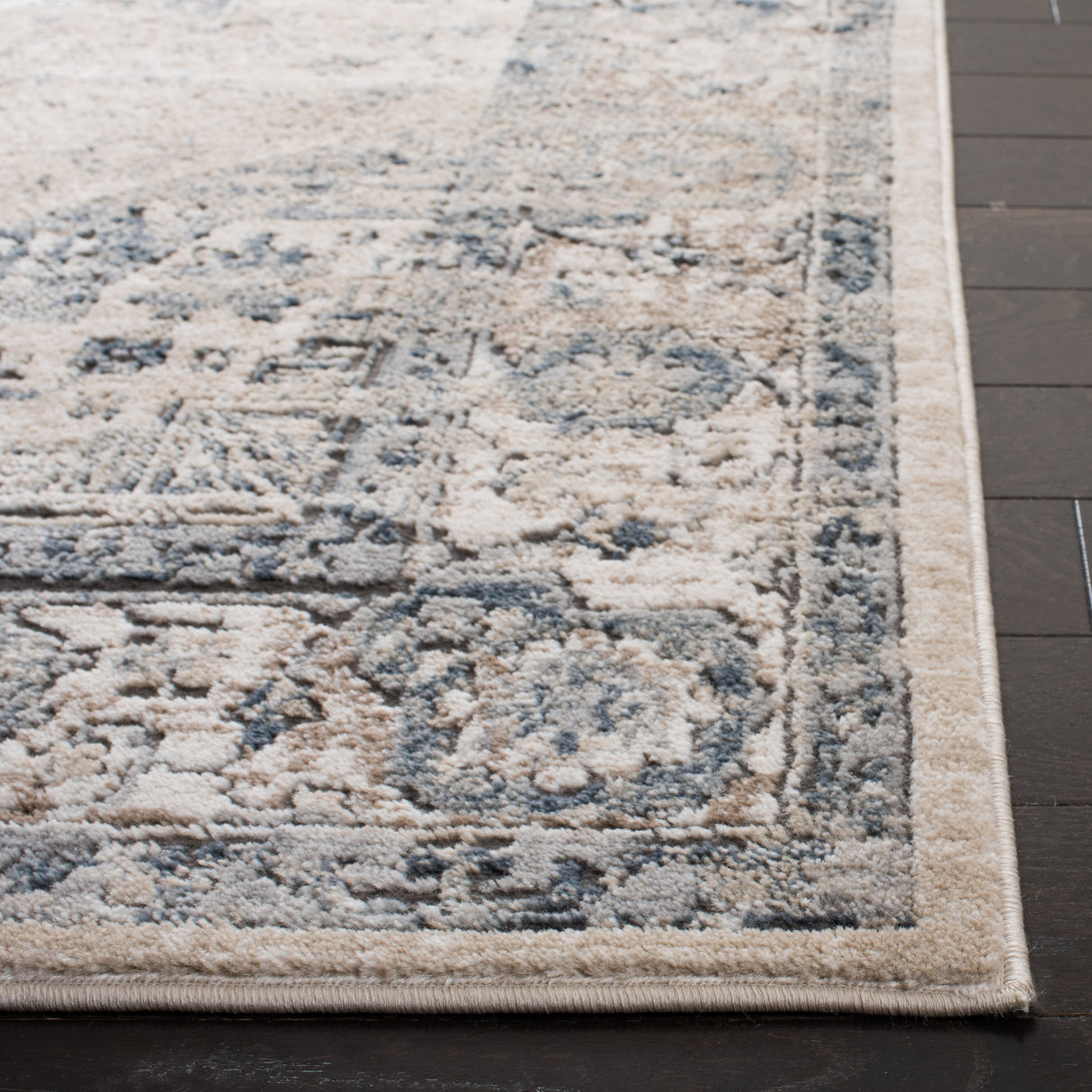 SAFAVIEH Oregon Vinie Traditional Oriental Rug