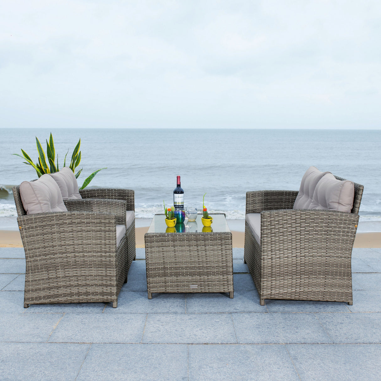 SAFAVIEH Outdoor Eranda 4-Piece Conversation Patio Set - 48W x 30D x 26H