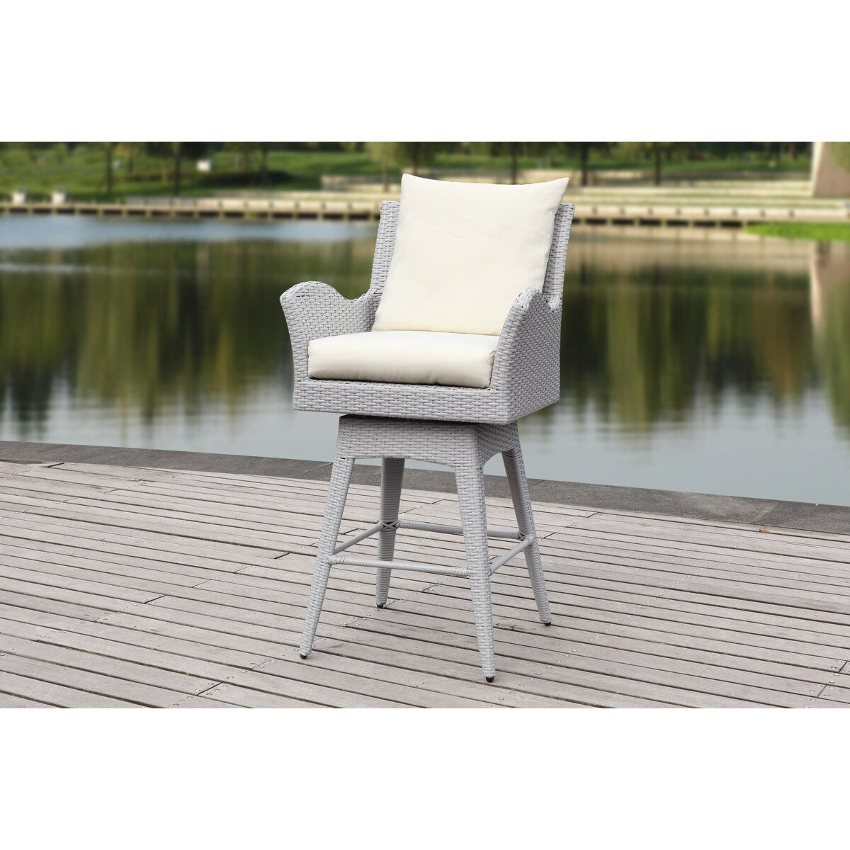 SAFAVIEH Outdoor Kaylan 26.8 Inch Living Hayes Wicker Swivel Armed Bar Stool - 24Wx23Dx43H