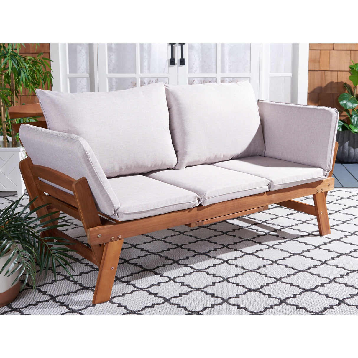 SAFAVIEH Outdoor Shreya Outdoor Daybed - 74W x 30D x 29H