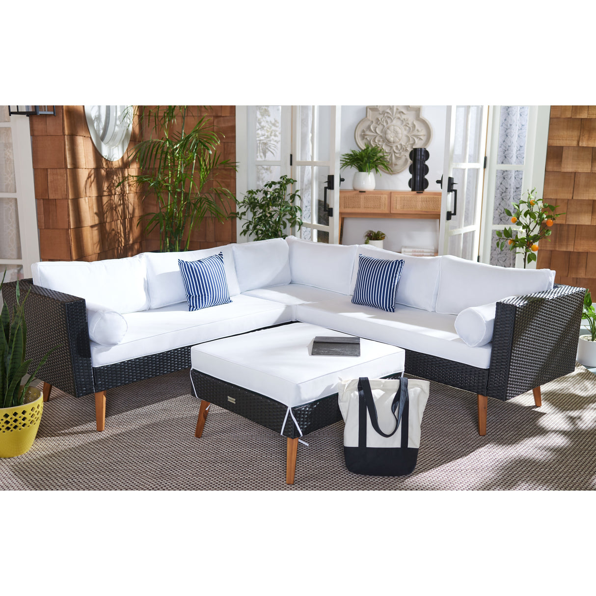 SAFAVIEH Outdoor Ulyana Outdoor Sectional Set - 54W x 26D x 28H