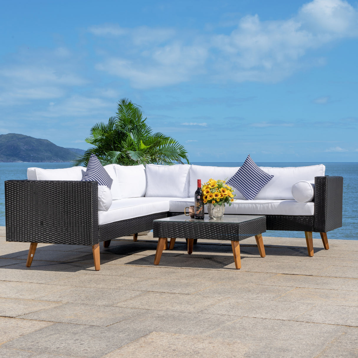 SAFAVIEH Outdoor Ulyana Outdoor Sectional Set - 54W x 26D x 28H