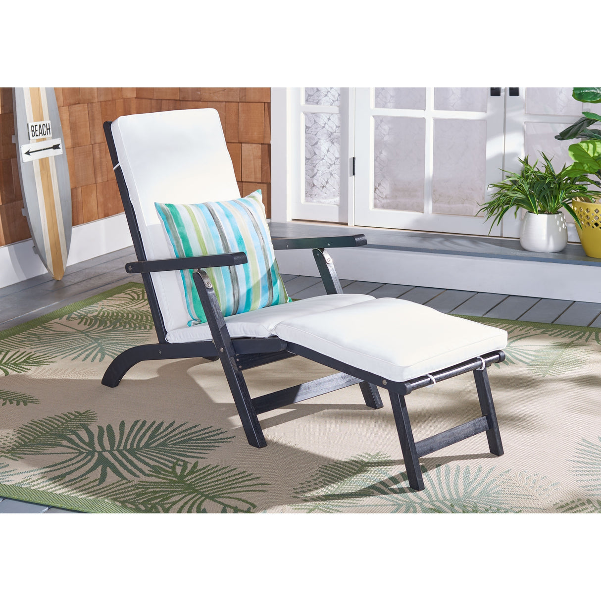 SAFAVIEH Outdoor Ximena Lounge Chair - 22W x 36D x 56H