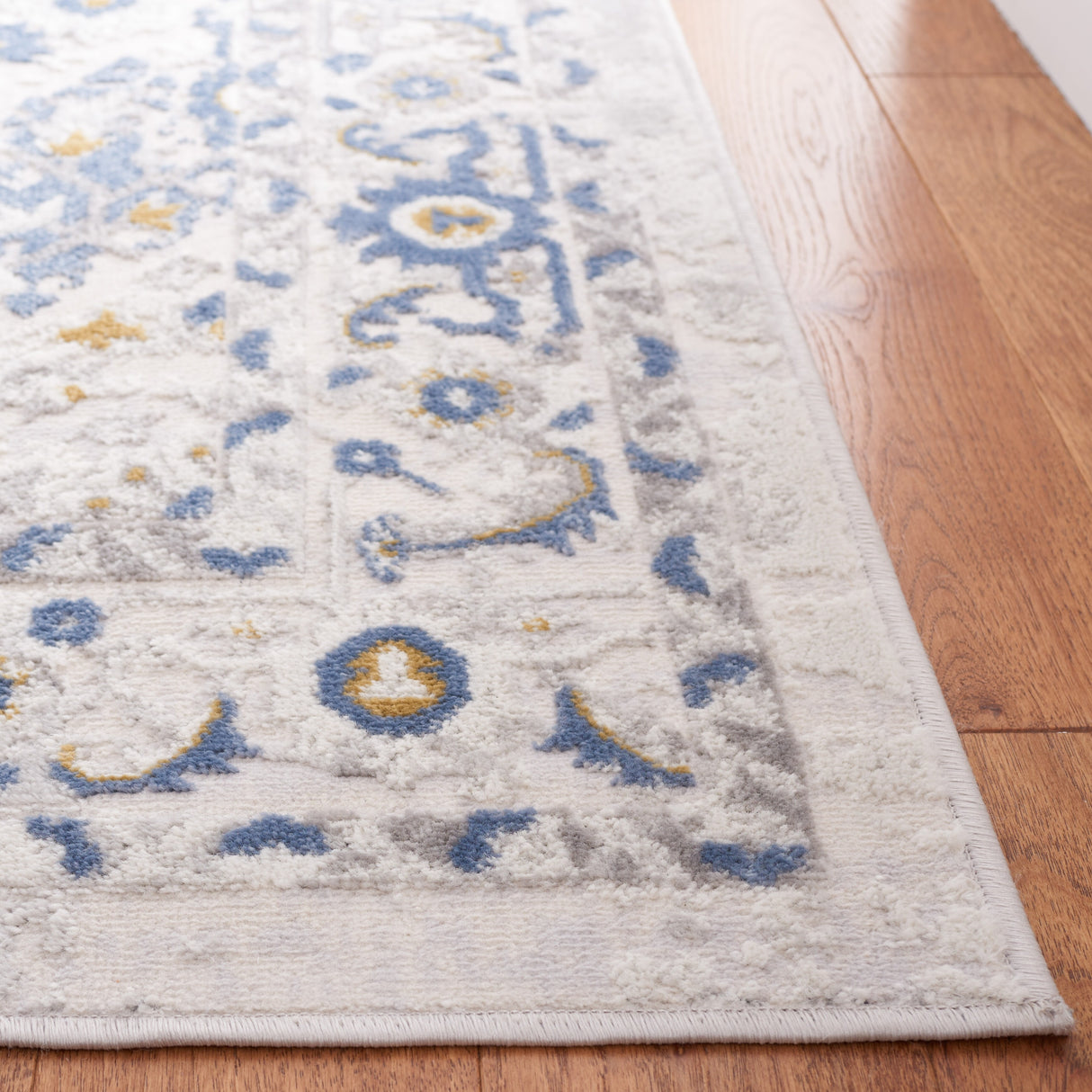 SAFAVIEH Palma Bea Oriental Rug