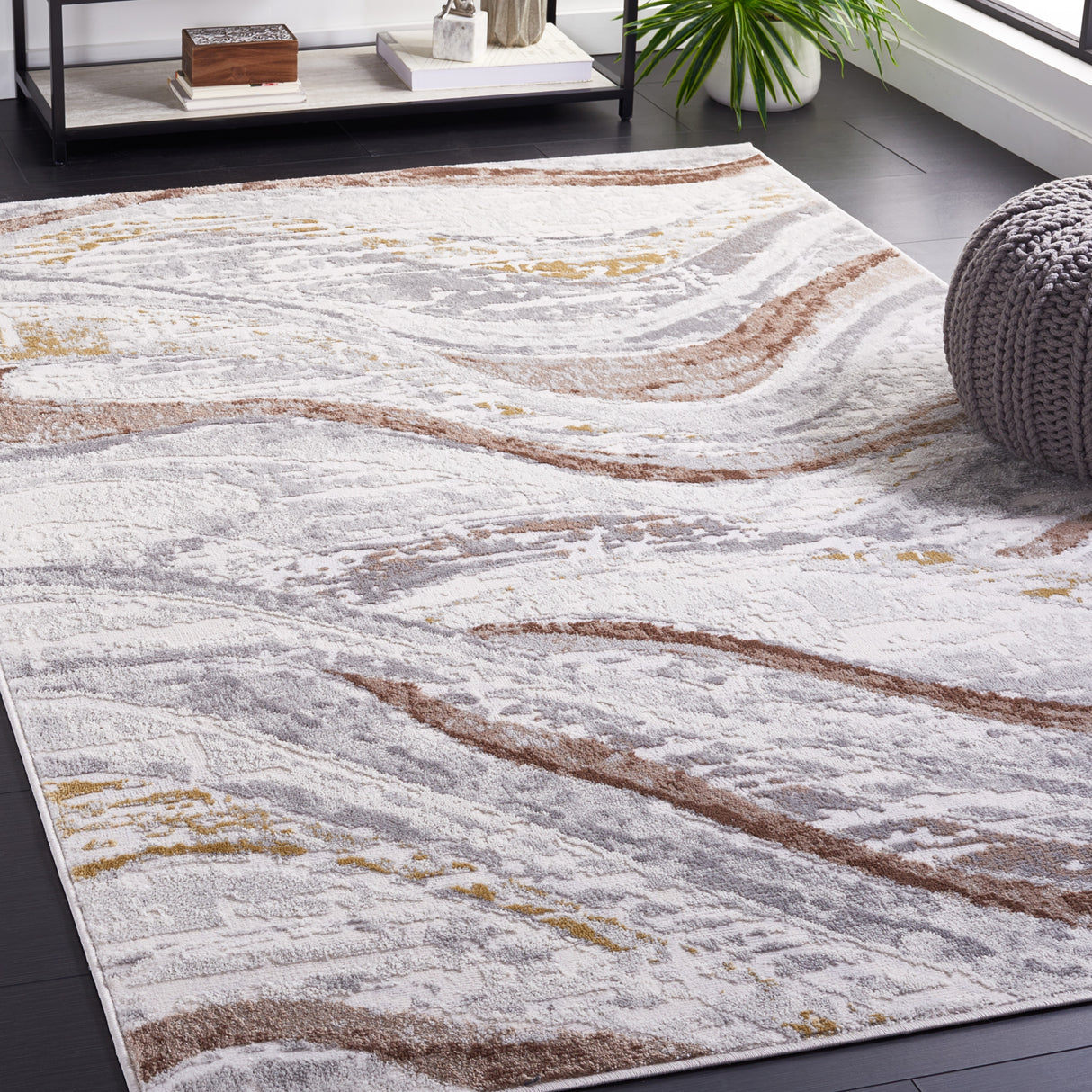 SAFAVIEH Palma Hellen Modern Abstract Rug