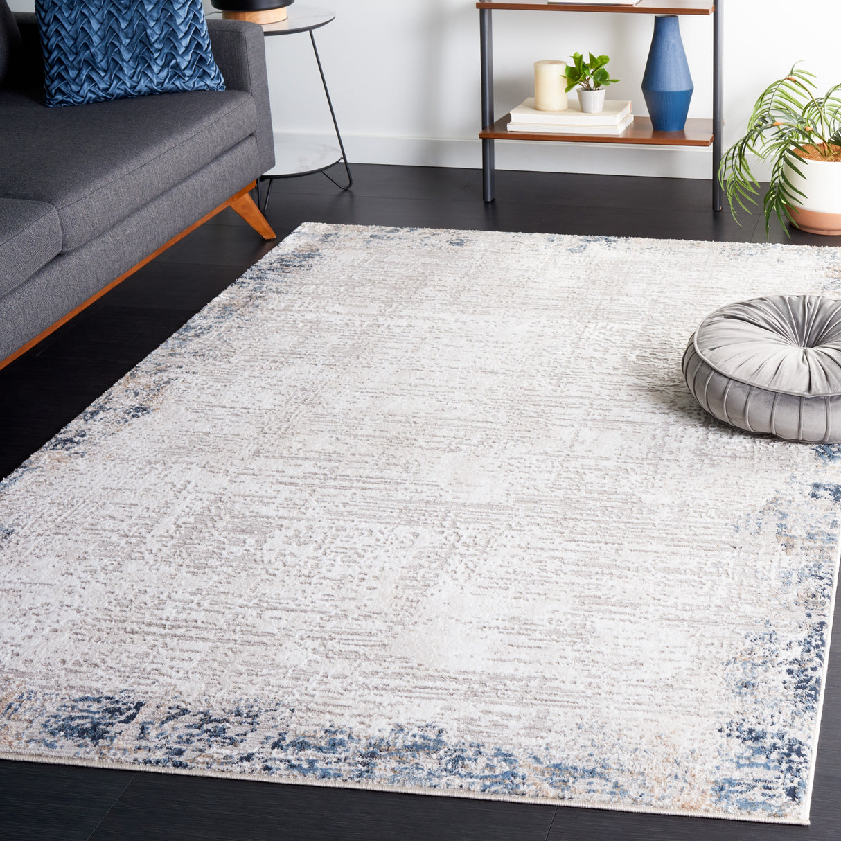 SAFAVIEH Parker Cilla Glam Abstract Rug