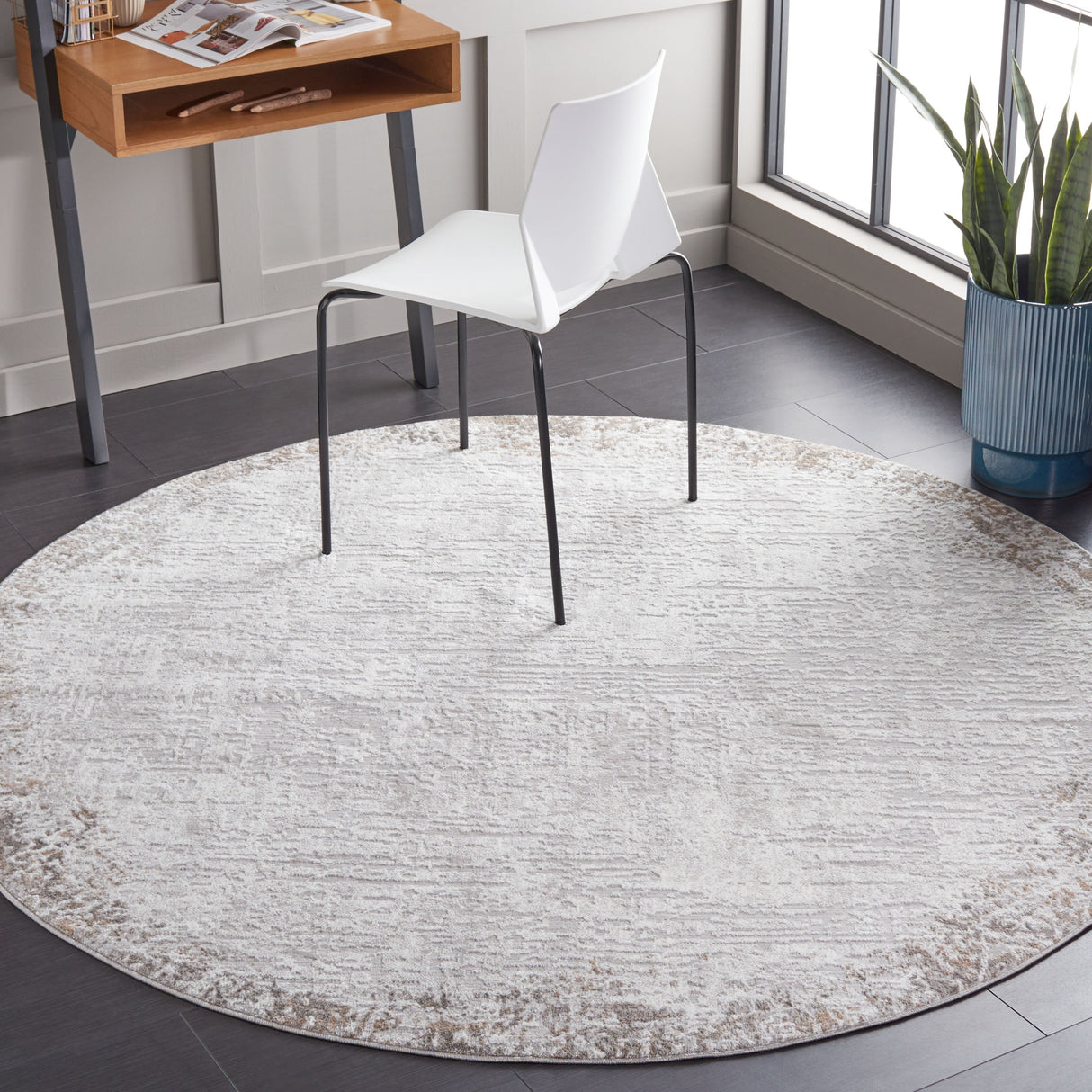 SAFAVIEH Parker Cilla Glam Abstract Rug