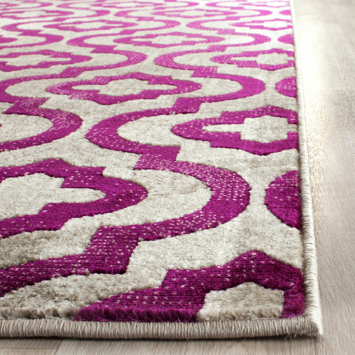 SAFAVIEH Porcello Andrijana Geometric Trellis Area Rug