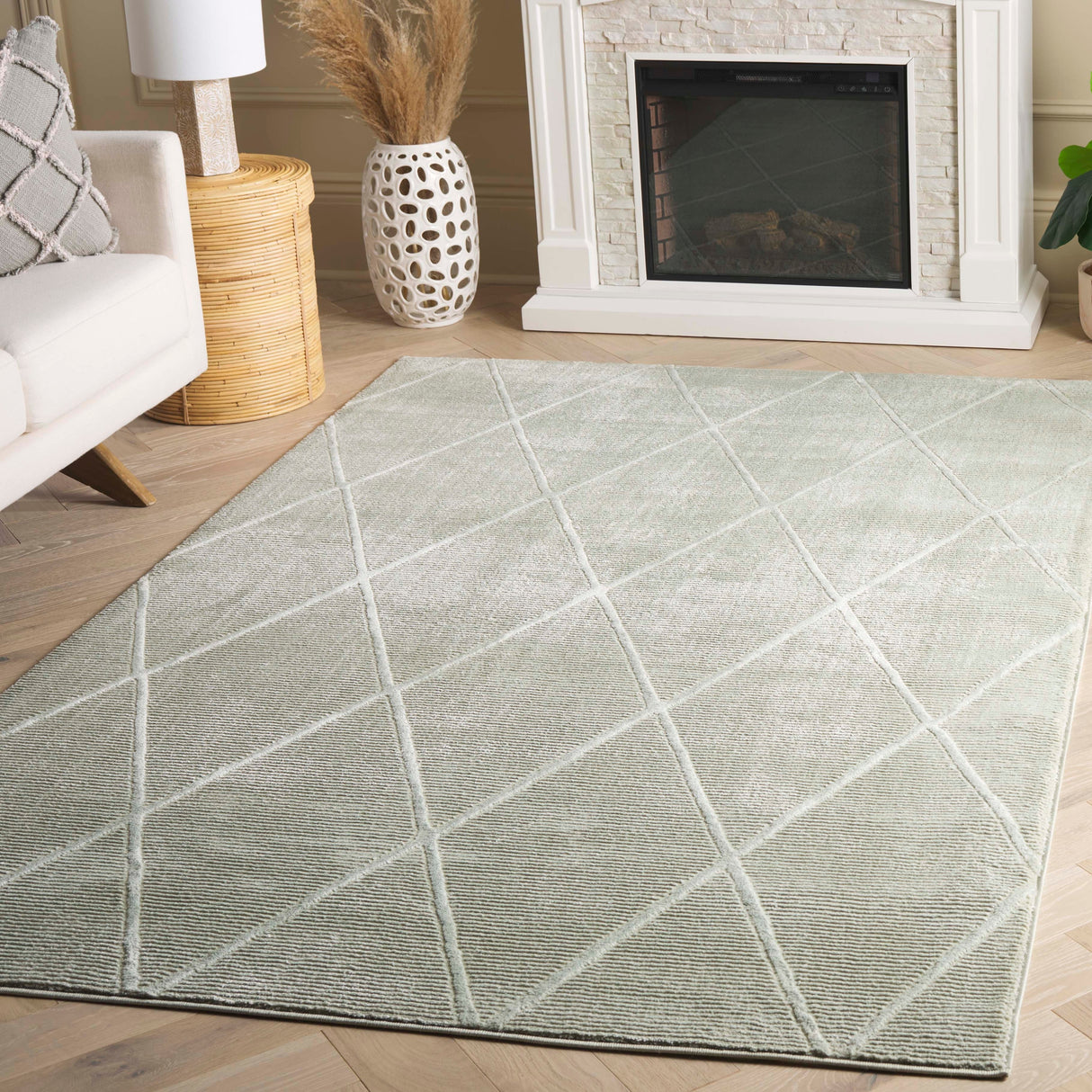 SAFAVIEH Revive Aura Trellis Rug