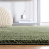 SAFAVIEH Revive Avie Solid Rug