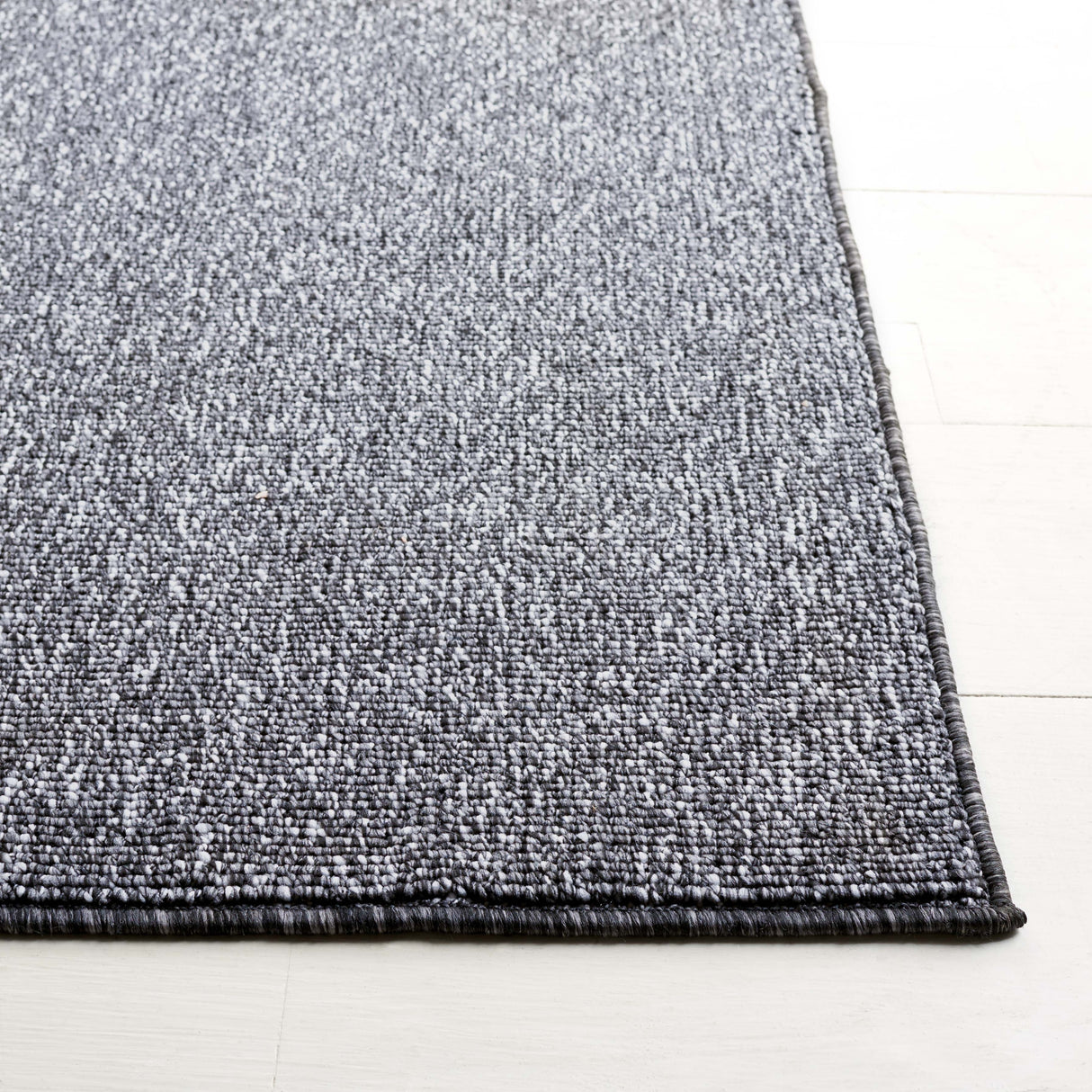 SAFAVIEH River Alcie Contemporary Solid Rug