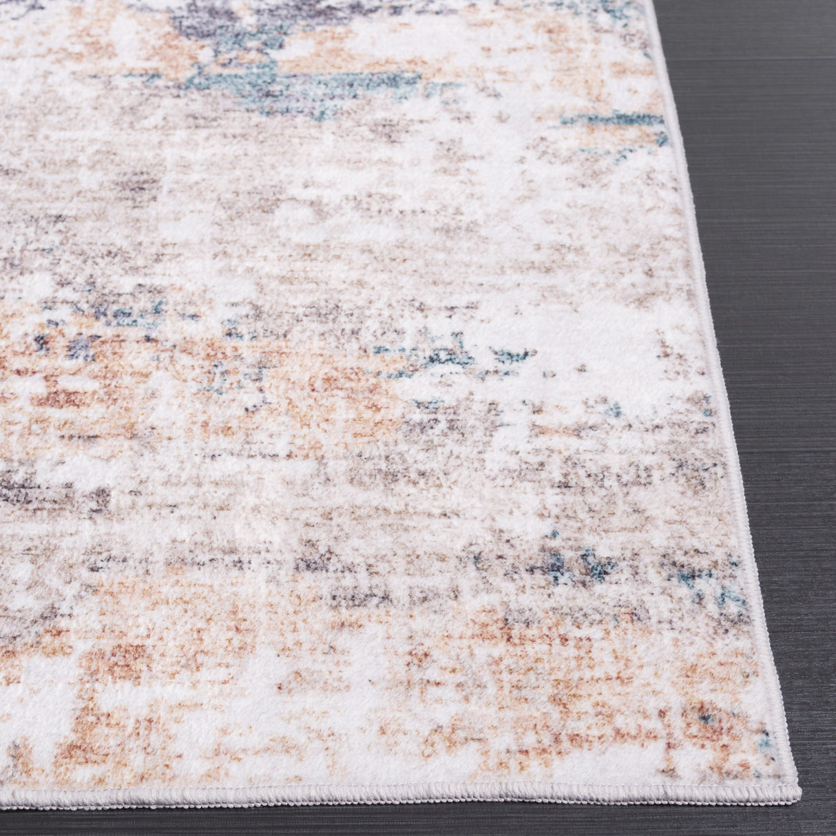 SAFAVIEH Santa Monica Lollie Modern & Contemporary Rug