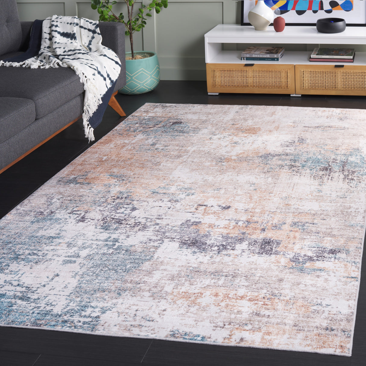 SAFAVIEH Santa Monica Lollie Modern & Contemporary Rug