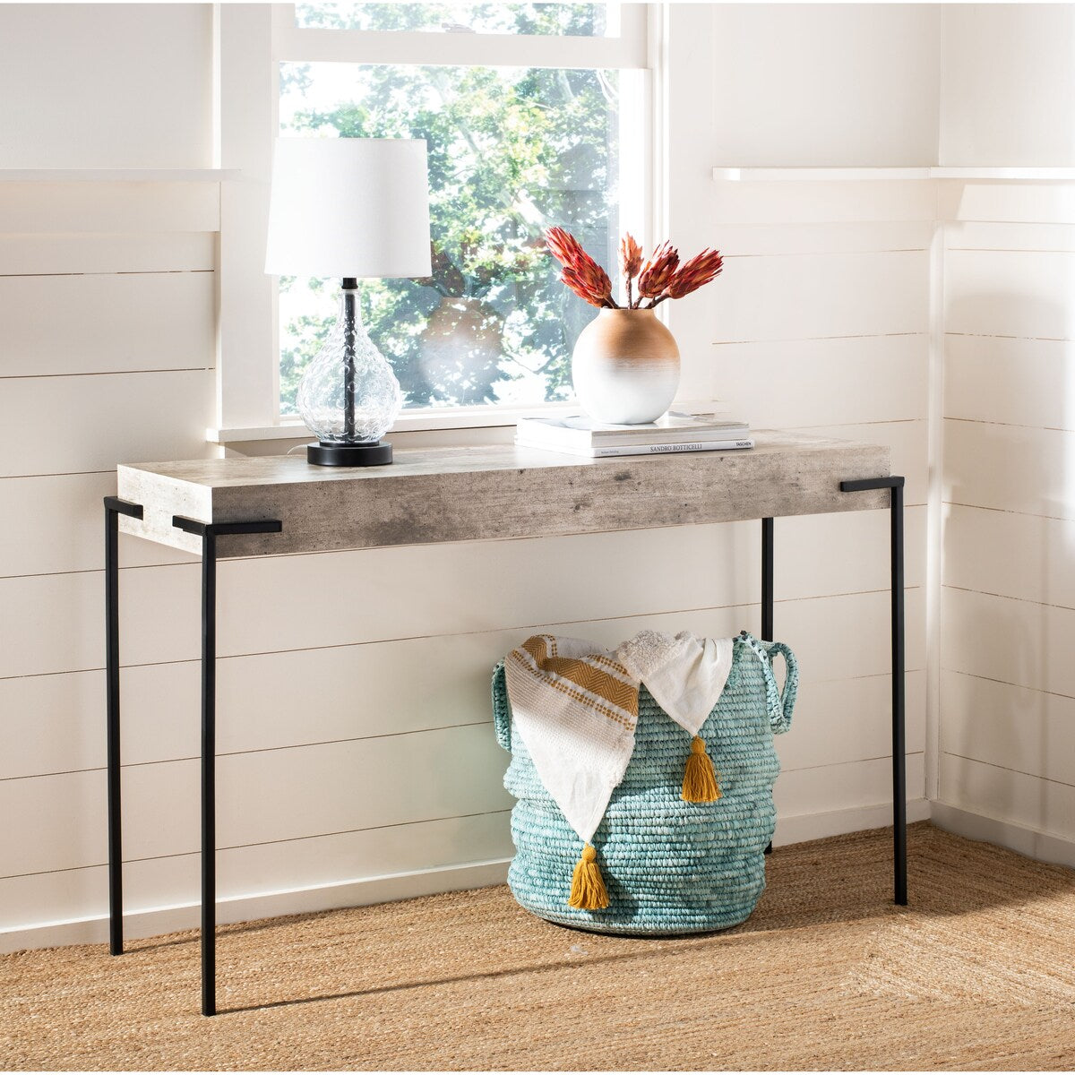 SAFAVIEH Sarrah Rectangle Console Table - 47.2" x 13.8" x 29.5" - 47Wx14Dx30H