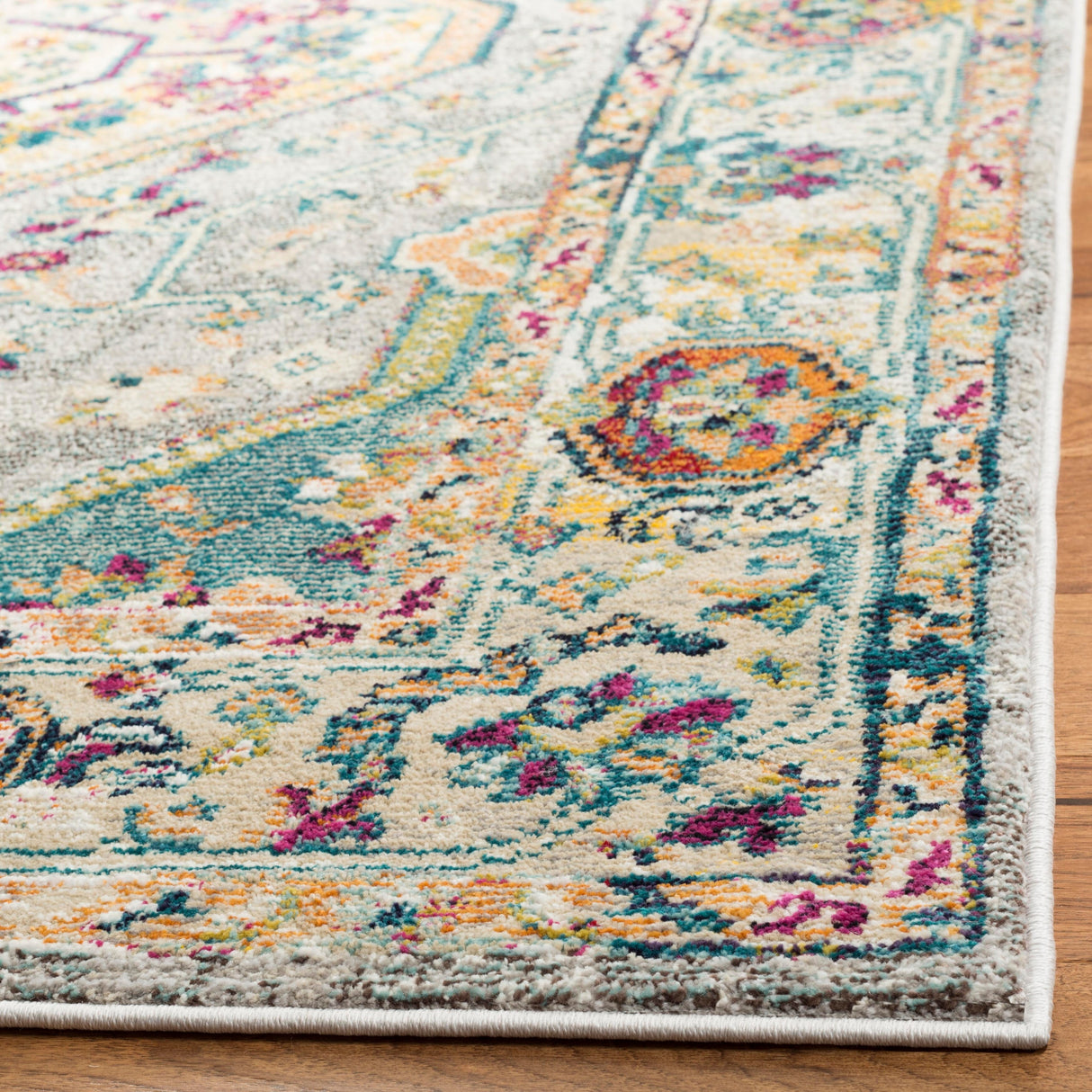 SAFAVIEH Savannah Doris Boho Oriental Polyester Medallion Rug