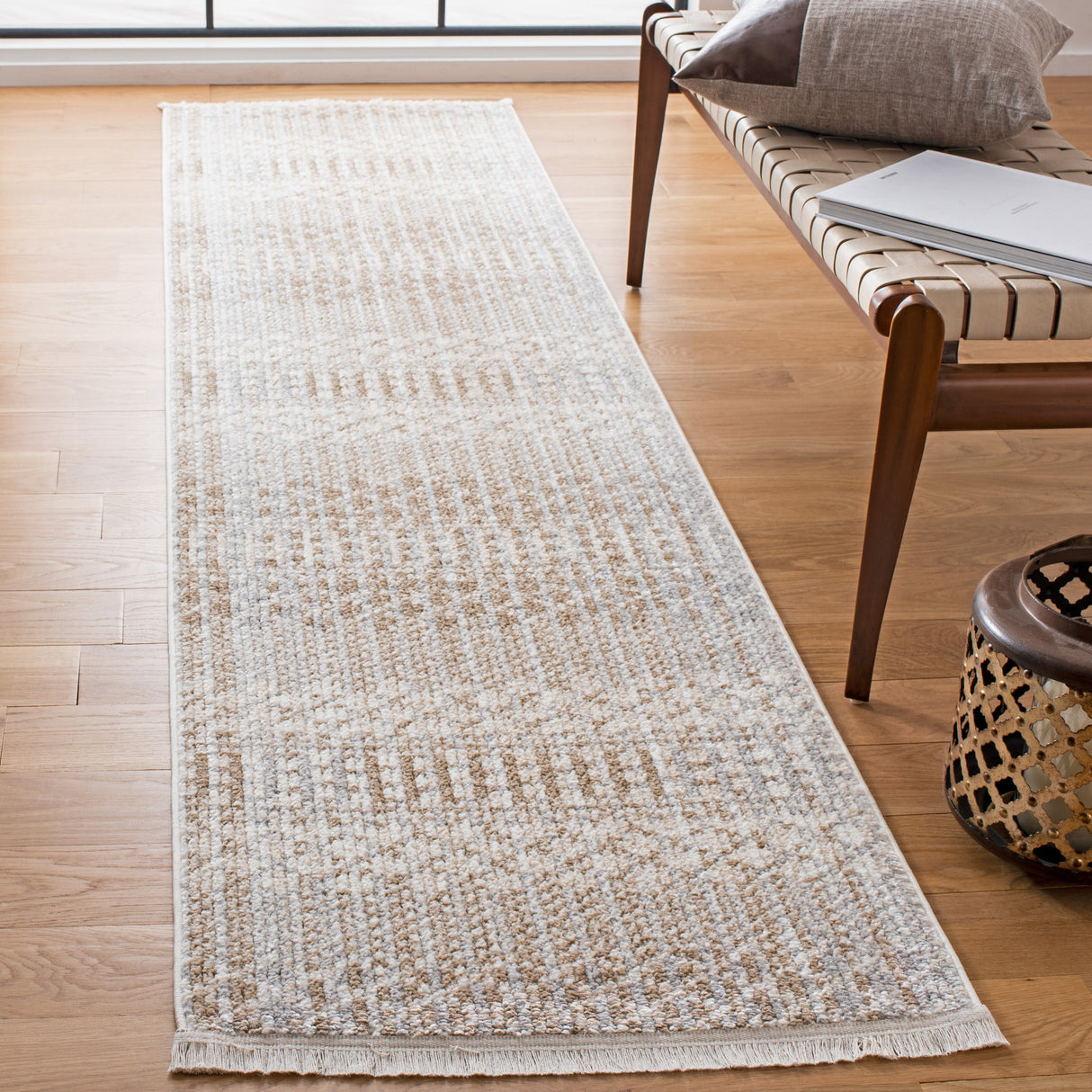 SAFAVIEH Sedona Estie Modern Boho Fringe Rug