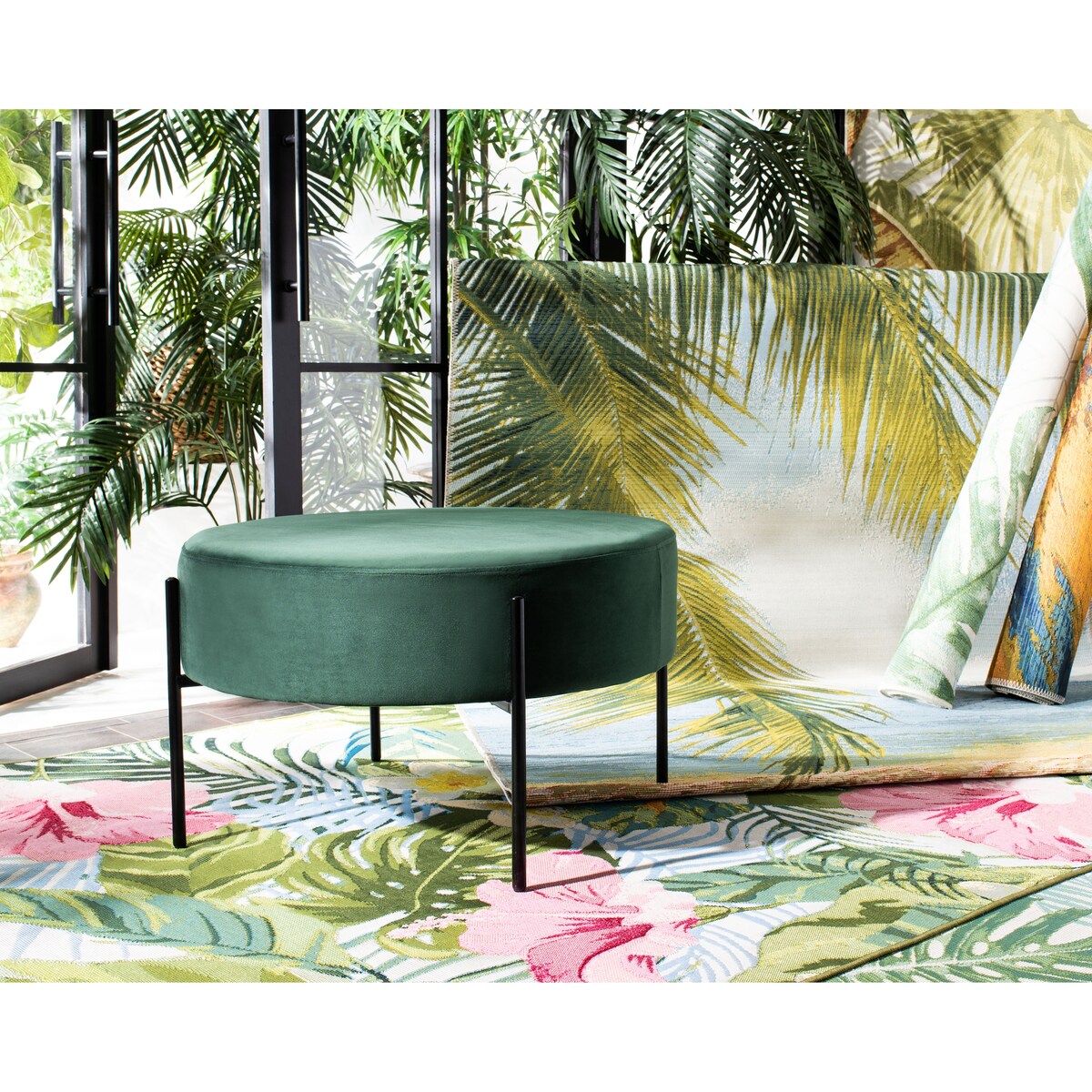 SAFAVIEH Shianne Round Velvet Cocktail Ottoman