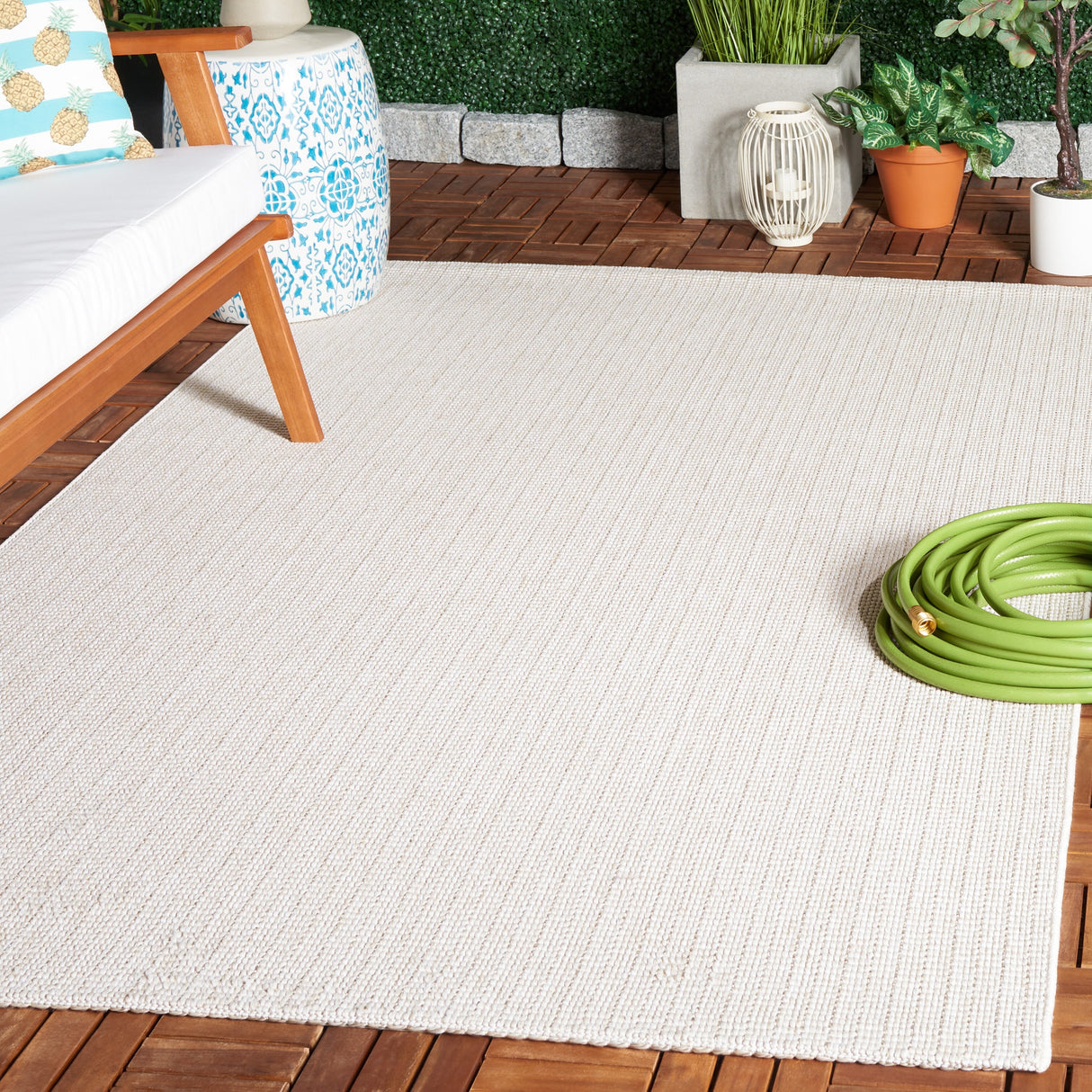 SAFAVIEH Sisal All-Weather Tressa Transitional Indoor/Outdoor Rug