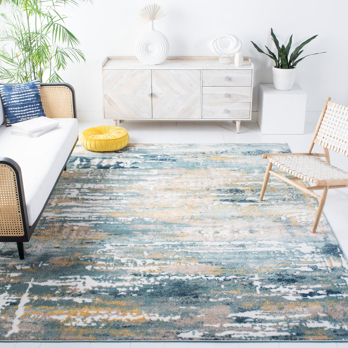 SAFAVIEH Skyler Fridoline Modern Abstract Rug