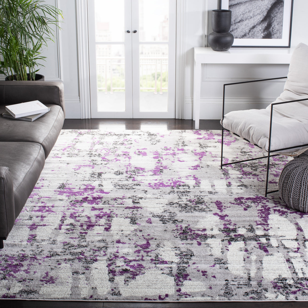 SAFAVIEH Skyler Jossie Modern Abstract Rug