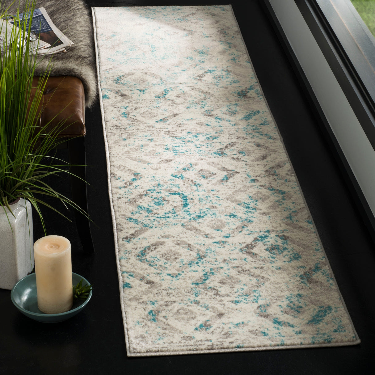 SAFAVIEH Skyler Katy Modern Rug