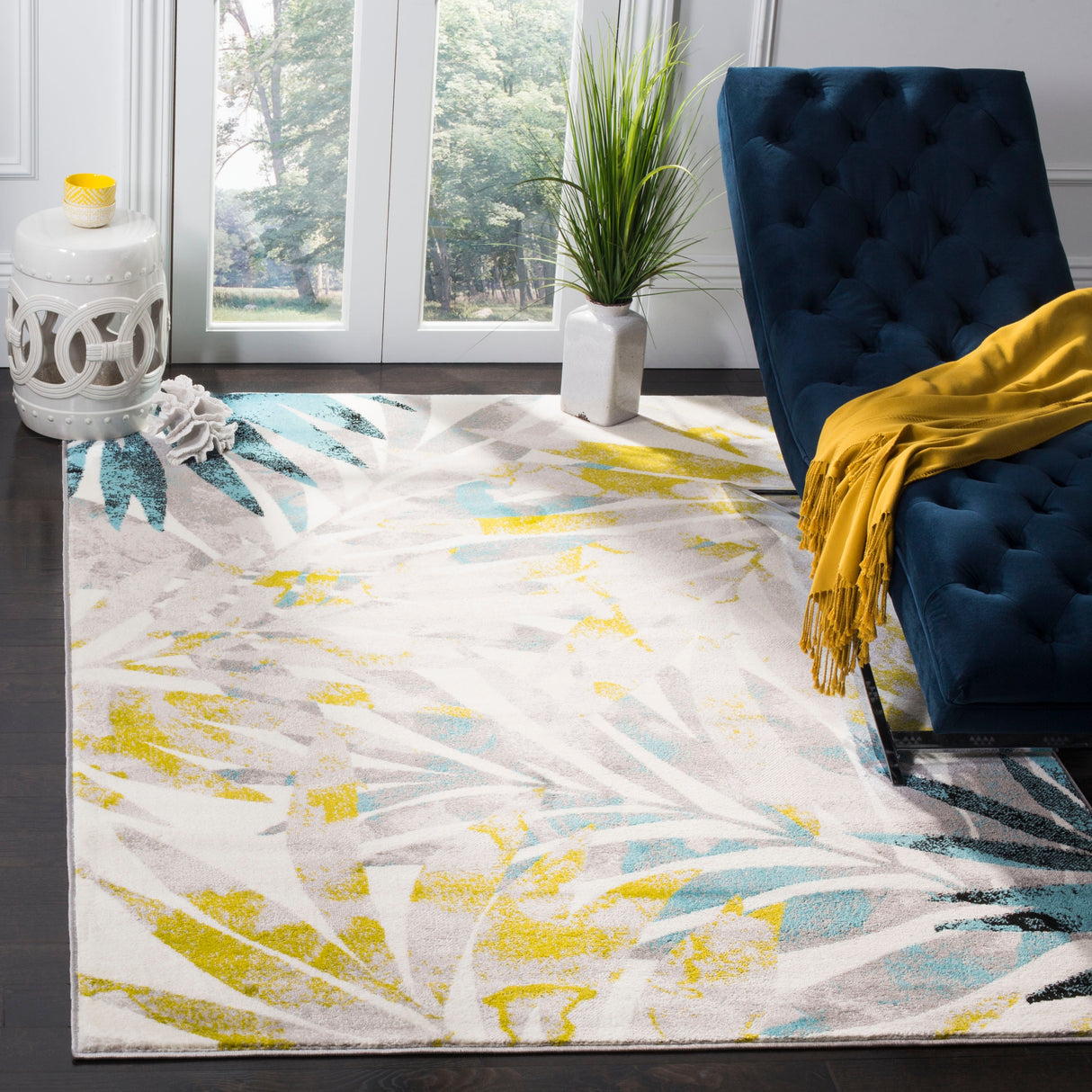 SAFAVIEH Skyler Leanna Distressed Tropical Watercolor Rug