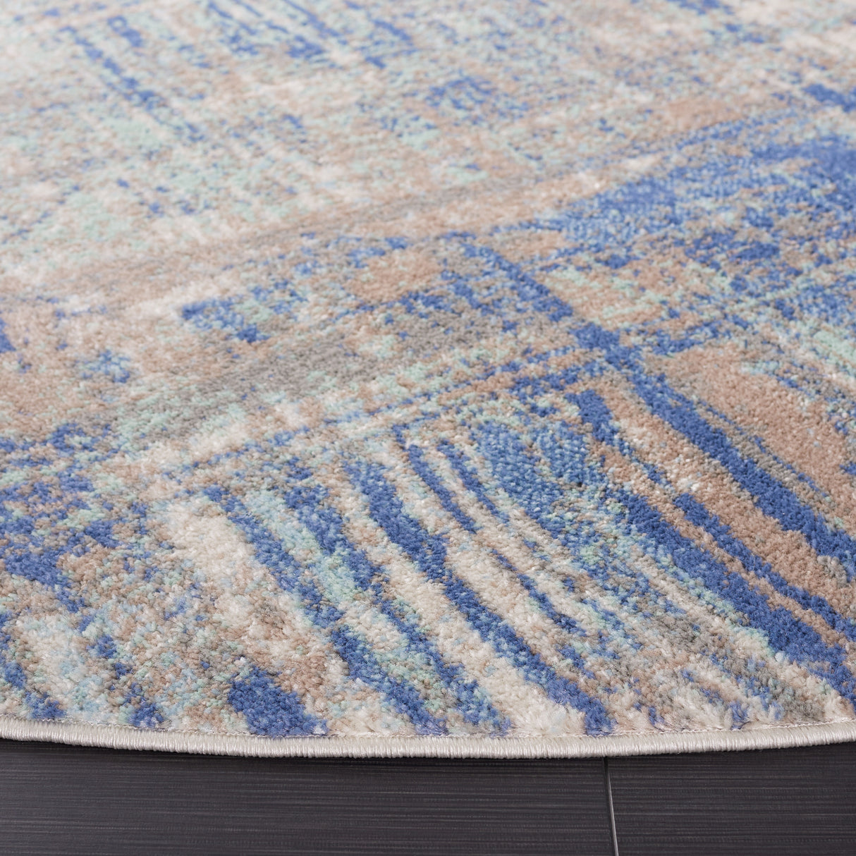 SAFAVIEH Skyler Pety Modern Abstract Rug