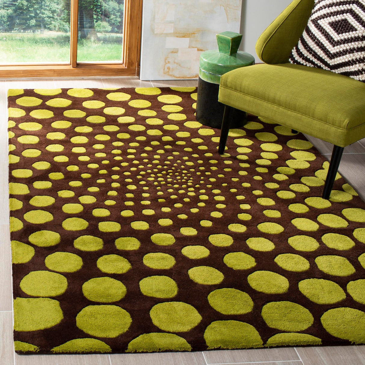 SAFAVIEH Soho Handmade Eulalia Abstract Dots N.Z. Wool Area Rug