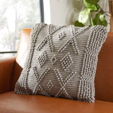 SAFAVIEH Solvi Boho Wool 20-inch Square Decorative Accent Throw Pillow