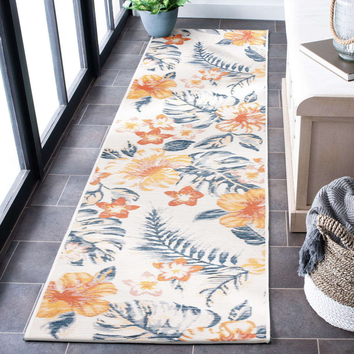 SAFAVIEH Sunrise Todosia Indoor/Outdoor Waterproof Rug