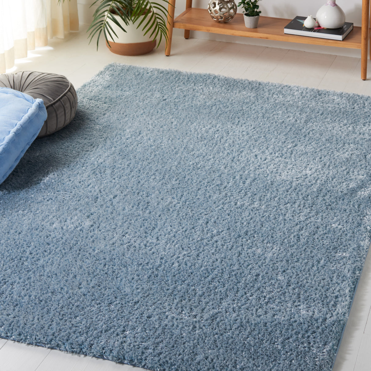 SAFAVIEH Tahoe Shag Indiana Solid 1.2-inch Thick Rug