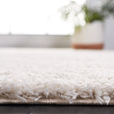 SAFAVIEH Tahoe Shag Indiana Solid 1.2-inch Thick Rug