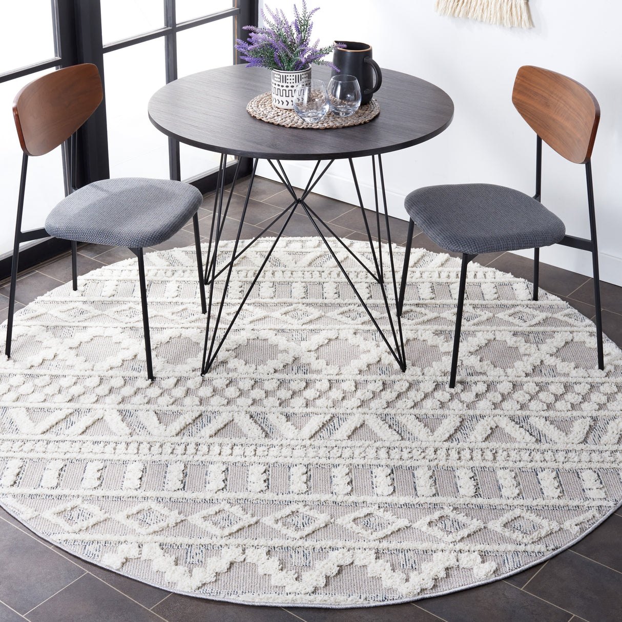 SAFAVIEH Trends Altha Geometric Rug