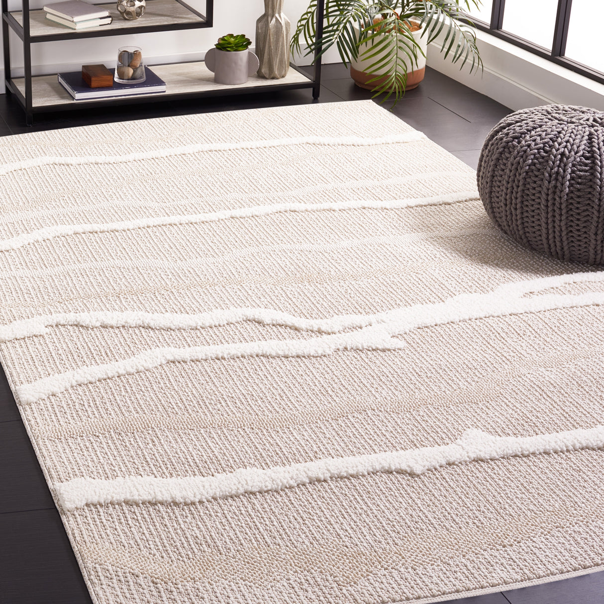 SAFAVIEH Trends Diana Modern Rug