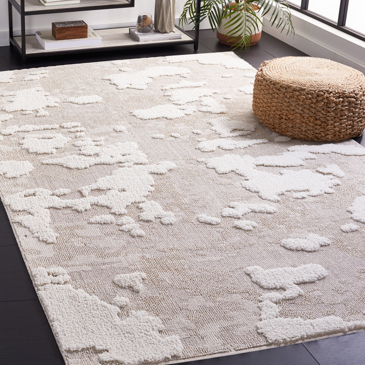 SAFAVIEH Trends Lugenia Modern Abstract Rug