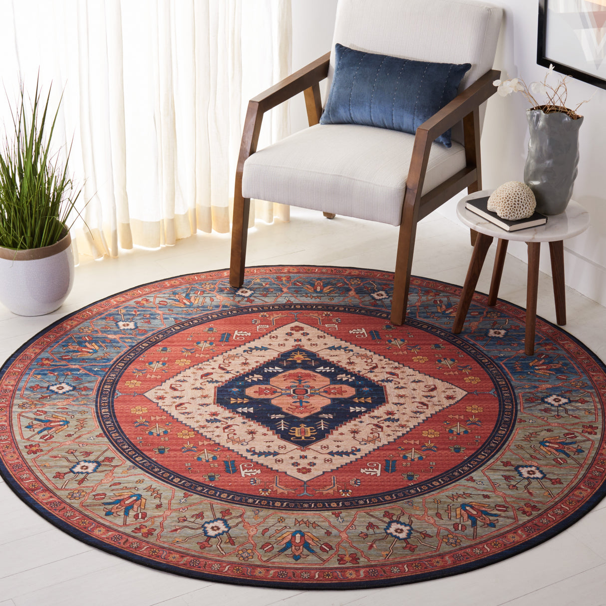 SAFAVIEH Tucson Machine Washable Slip Resistant Ozden Traditional Rug