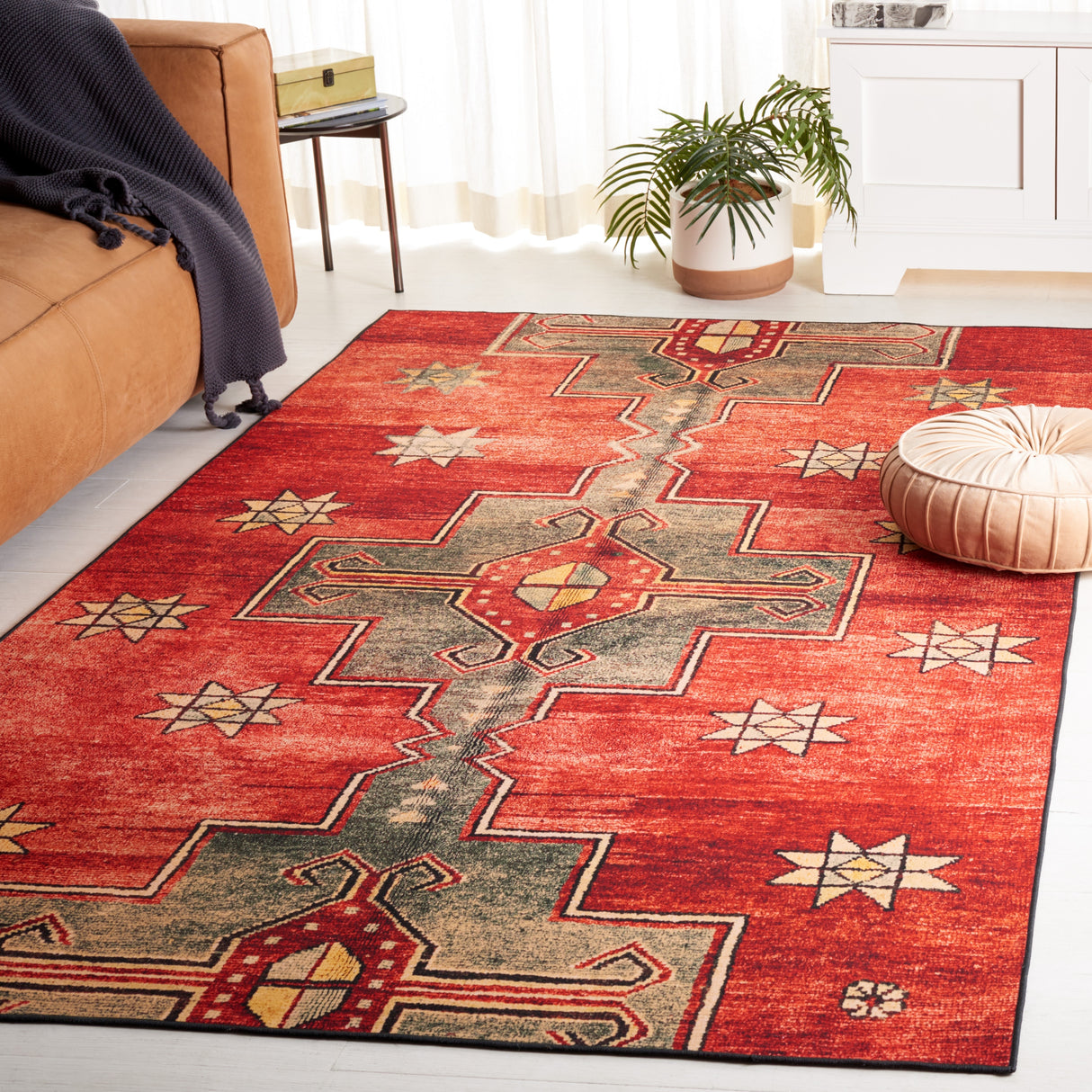 SAFAVIEH Tucson Nermira Transitional Machine Washable Rug