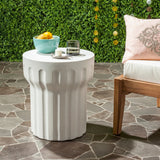 SAFAVIEH Ulya Concrete Indoor/ Outdoor Accent Table - 15.7" x 15.7" x 17.7" - 16Wx16Dx18H