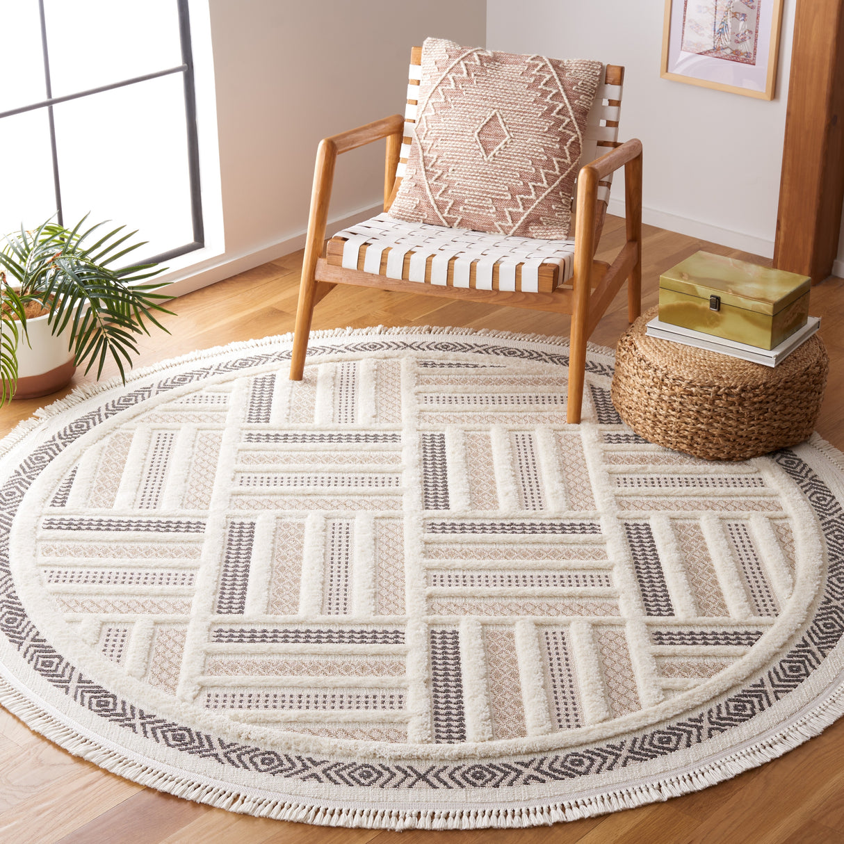 SAFAVIEH Urban Smriti Geometric Rug