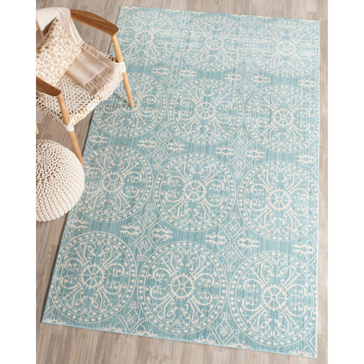 SAFAVIEH Valencia Engel Distressed Boho Rug