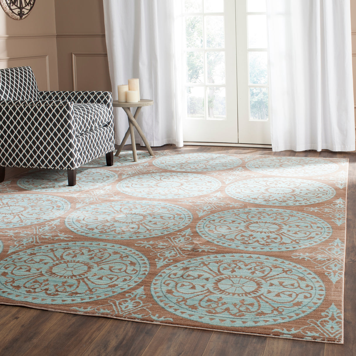 SAFAVIEH Valencia Engel Distressed Boho Rug