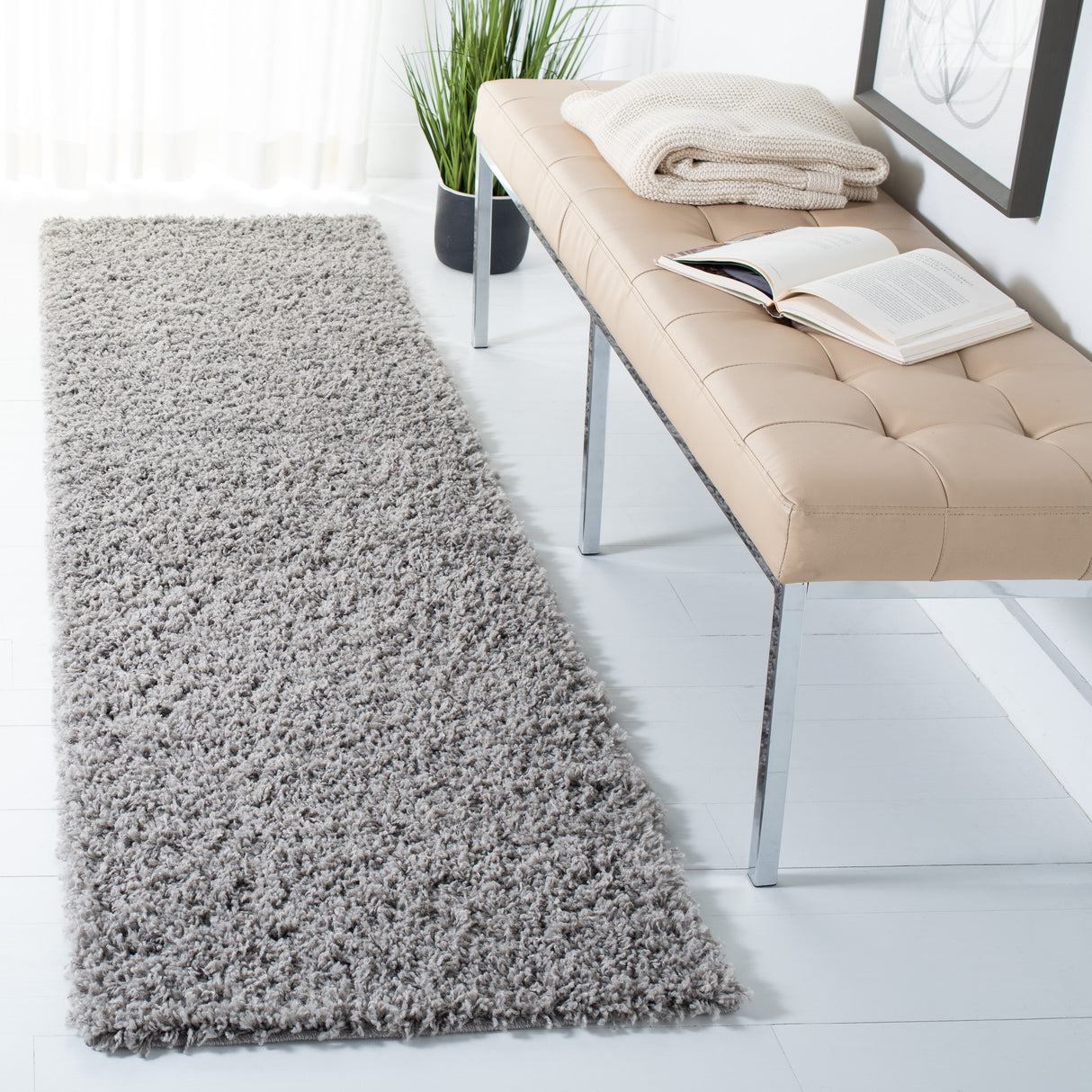 SAFAVIEH Venus Shag Durime 1.75-inch Thick Rug