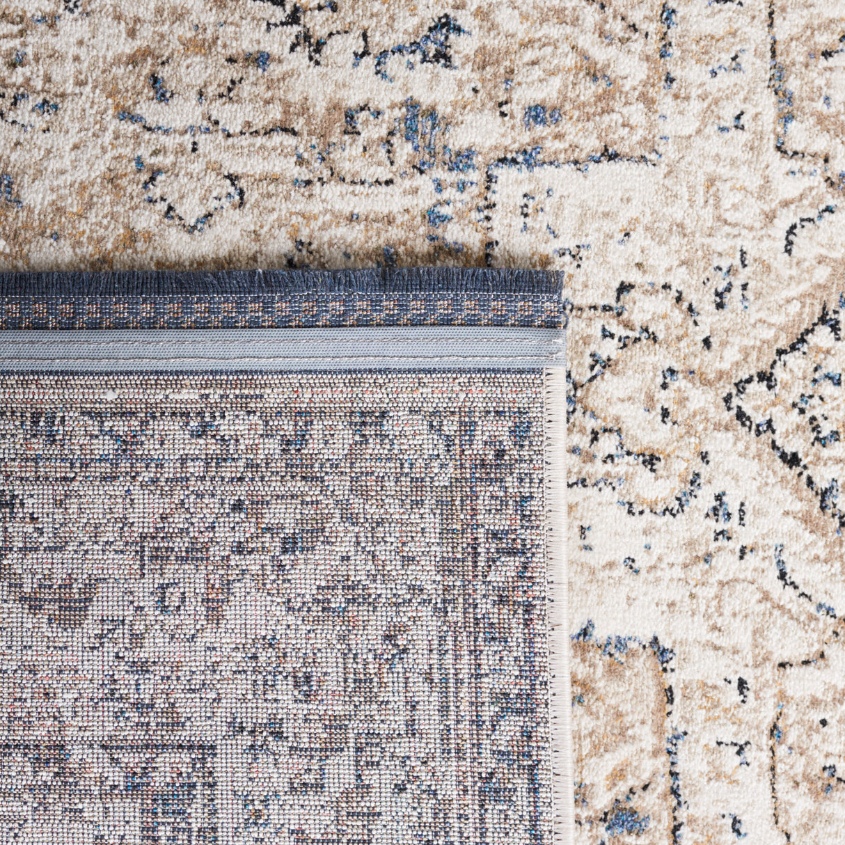 SAFAVIEH Vivaldi Briet Oriental Rug