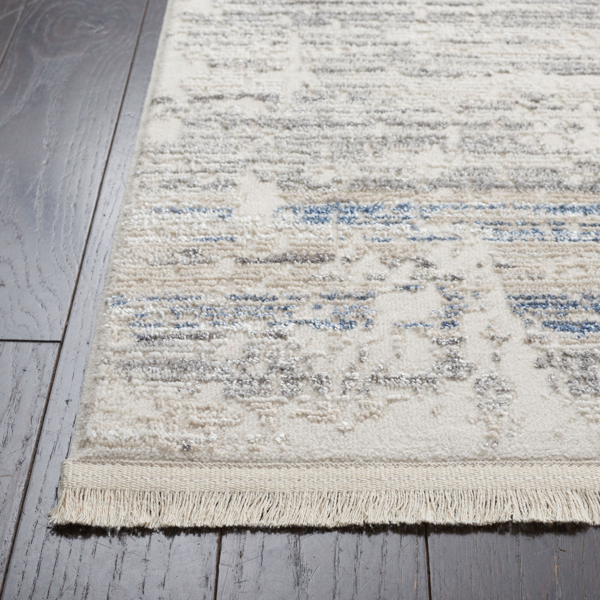 SAFAVIEH Whisper Jeanett Contemporary Abstract Fringe Rug