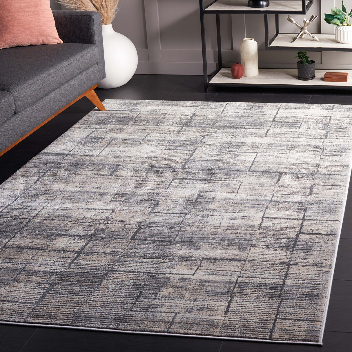 SAFAVIEH Whisper Mayme Modern Abstract Rug