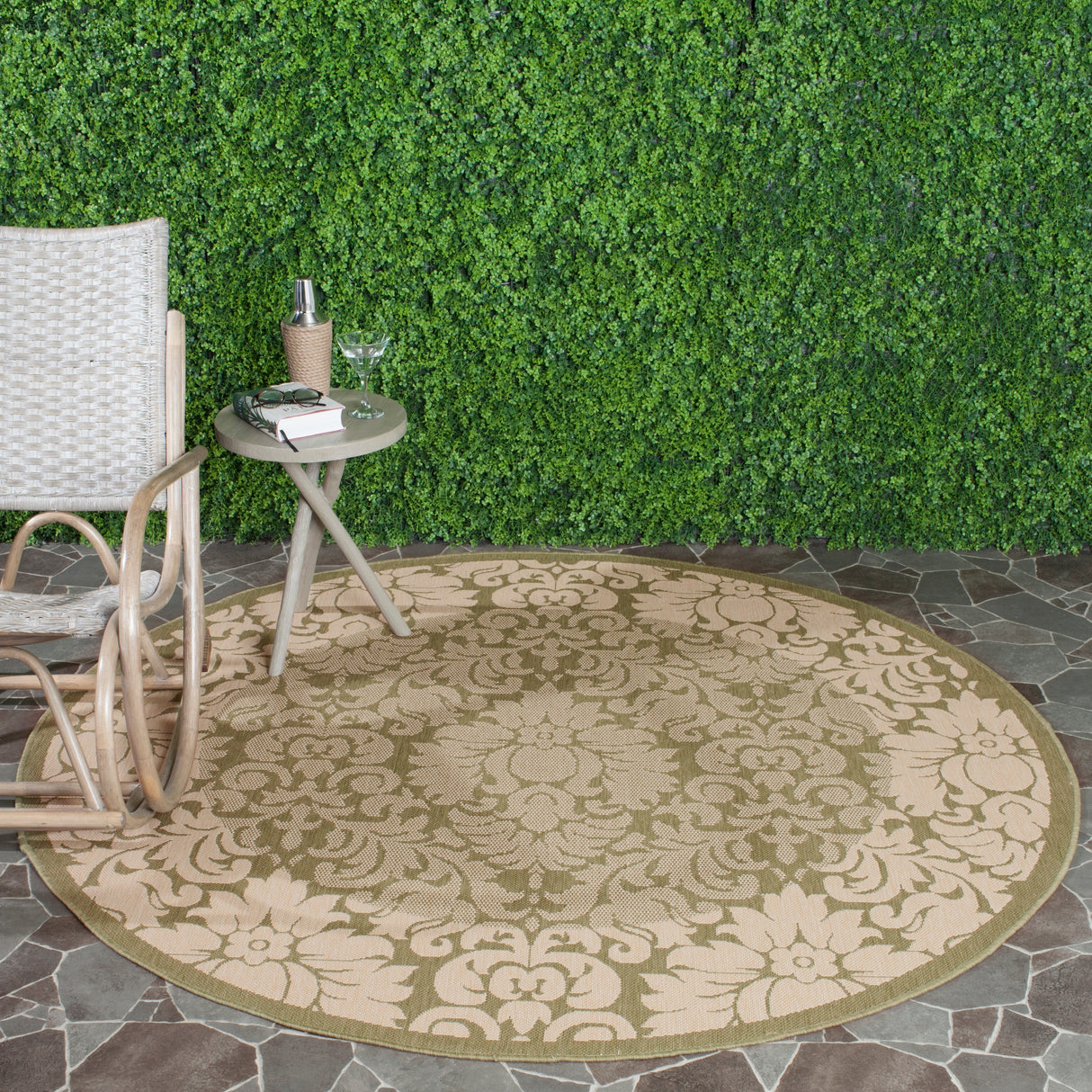 SAFAVIEH, Courtyard Foelke Indoor/ Outdoor Patio Backyard Rug