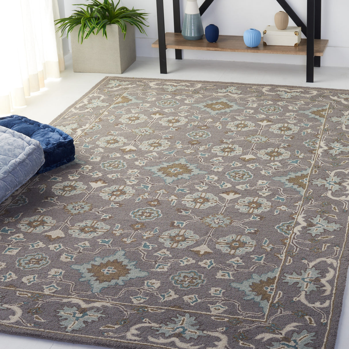 SAFAVIEH, Handmade Blossom Divya Modern Floral Wool Rug