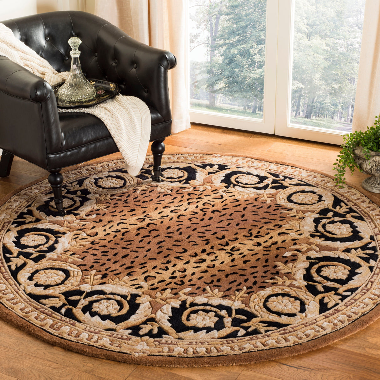 SAFAVIEH, Handmade Naples Aglaea Traditional Oriental Wool Rug