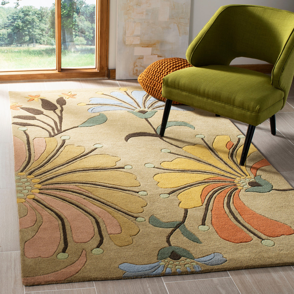 SAFAVIEH, Handmade Soho Renada Floral N.Z. Wool Rug