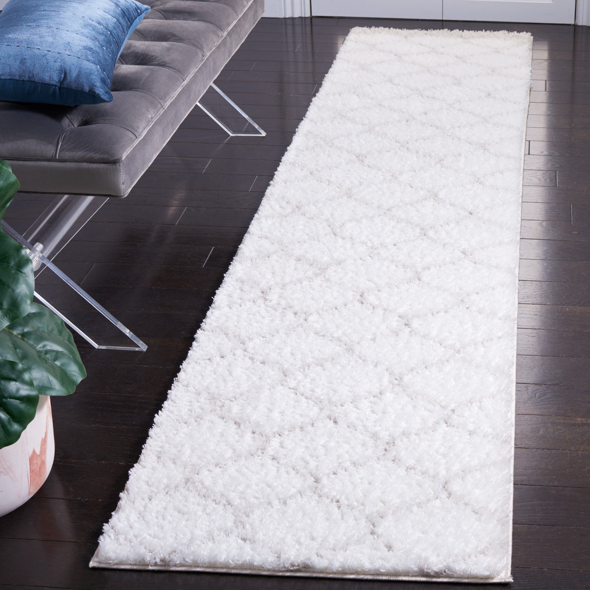 SAFAVIEH, Tahoe Shag Lisl Trellis 1.2-inch Thick Rug